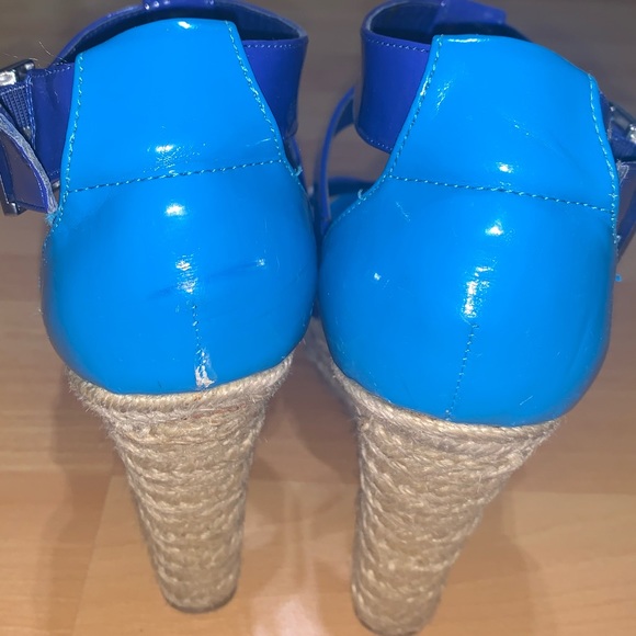 Guess Wedges - Picture 10 of 11